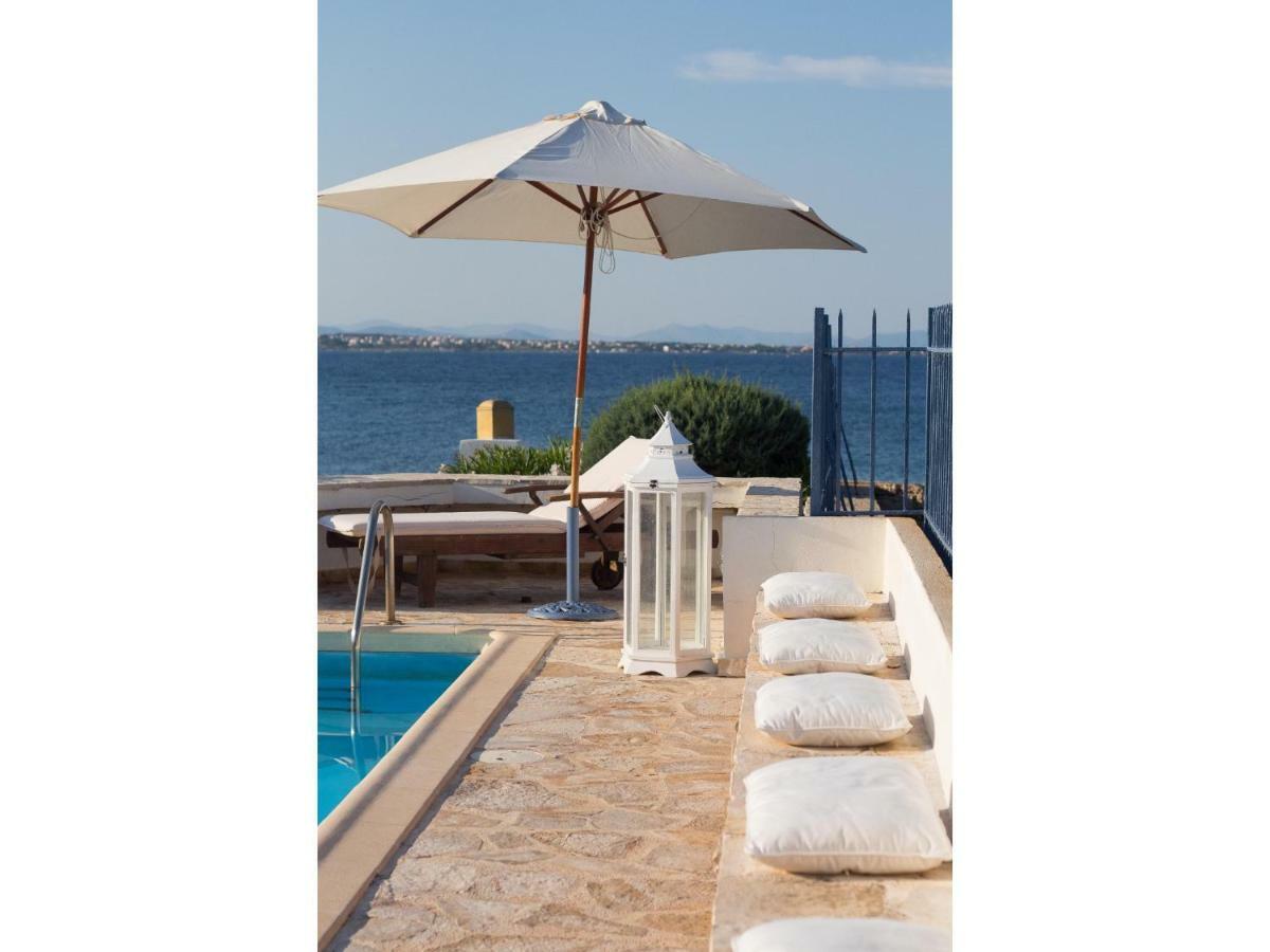 Villa Blue Island Artemida  Bagian luar foto